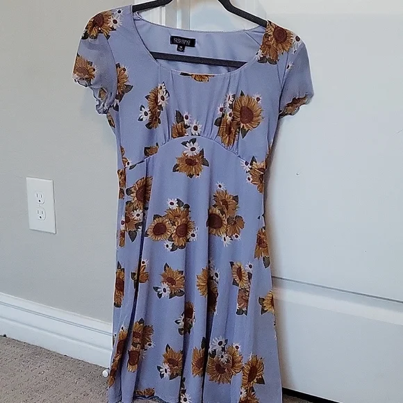 La la land Co. | Dresses | Blue Sunflower Sundress | Poshmark